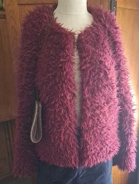 Ashley By 26 Maroon Shaggy Faux Fur Jacket - Fluffy Y2K Mob Wife Coat - Size S